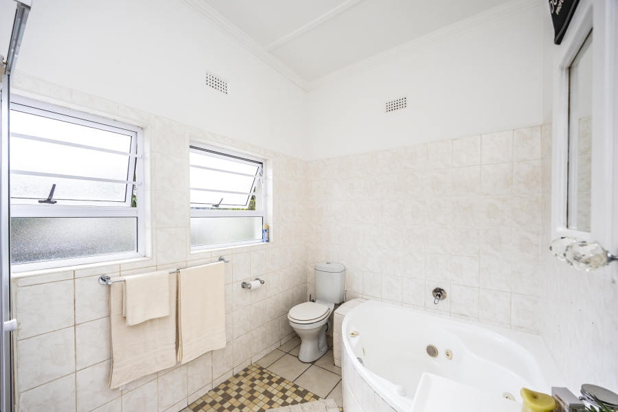 3 Bedroom Property for Sale in Berea Eastern Cape